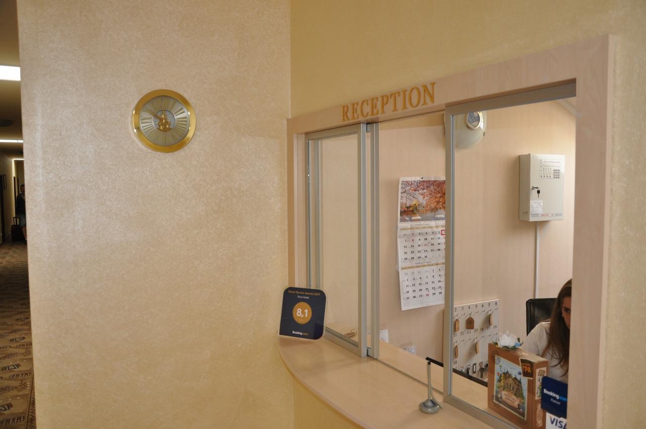 Etna Hotel Lviv Exterior photo